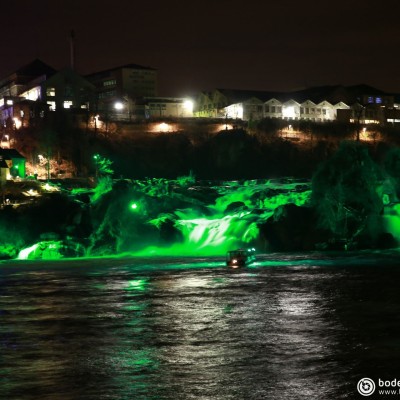 Rheinfall -  St. Patrick's Day in grün - Kitesurfen © reinhold@wentsch.com | bodensee.photography