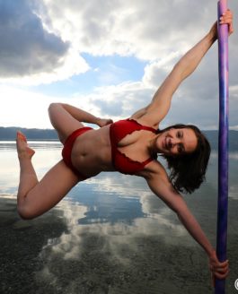 Poledance-Shooting direkt am Bodenseeufer